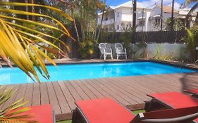 Luxury Modern Apartment - Excellent Location 50M From The Beach, Restaurants, Bars, Shops